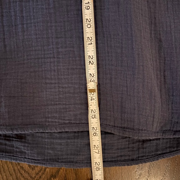 Quince 100% Organic Cotton Gauze Roll Sleeve Shirt L - Picture 10 of 12